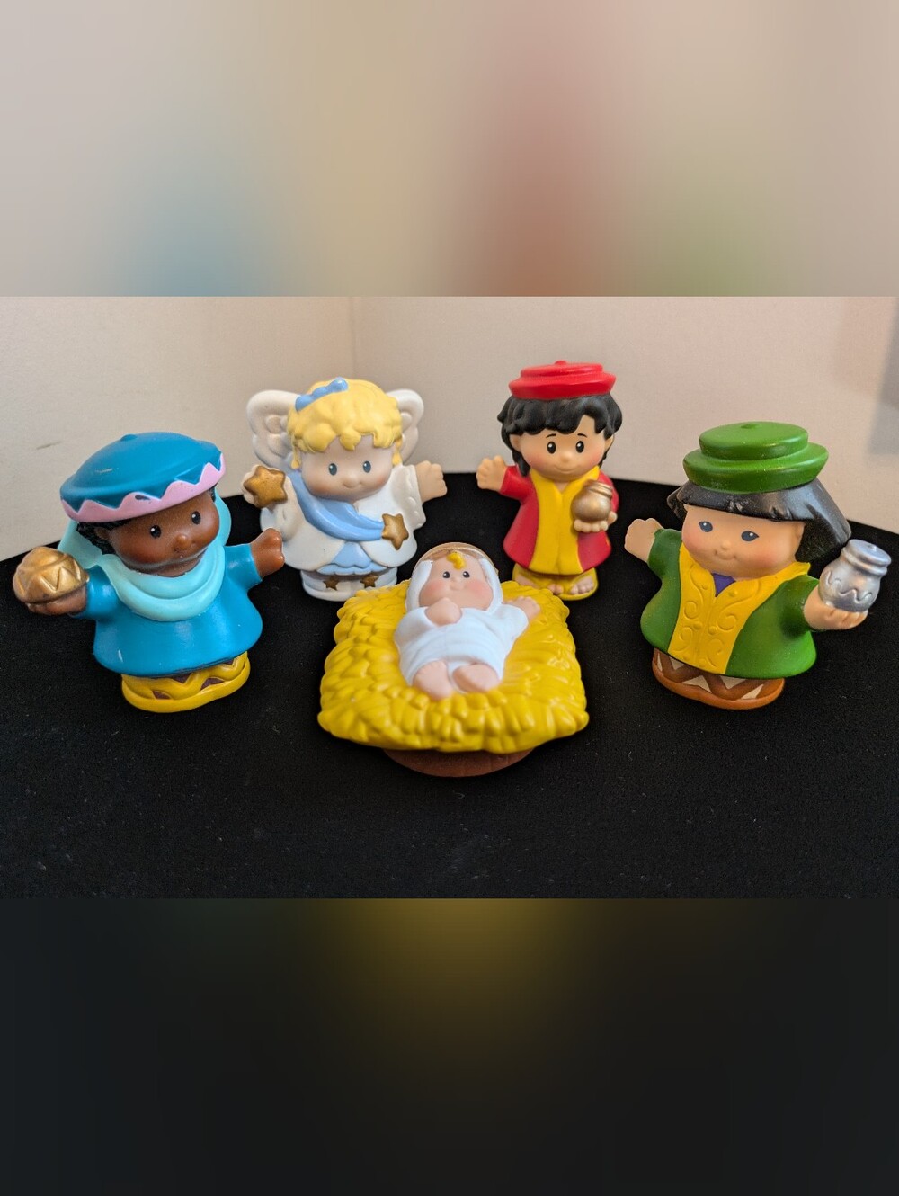 Fisher Price Christmas Nativity Figurine Playset